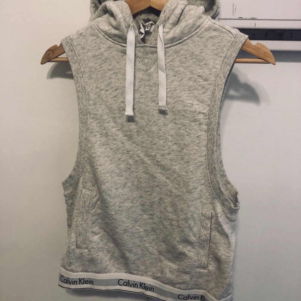 Calvin Klein Gray Sleeveless Hoodie Size XS/S